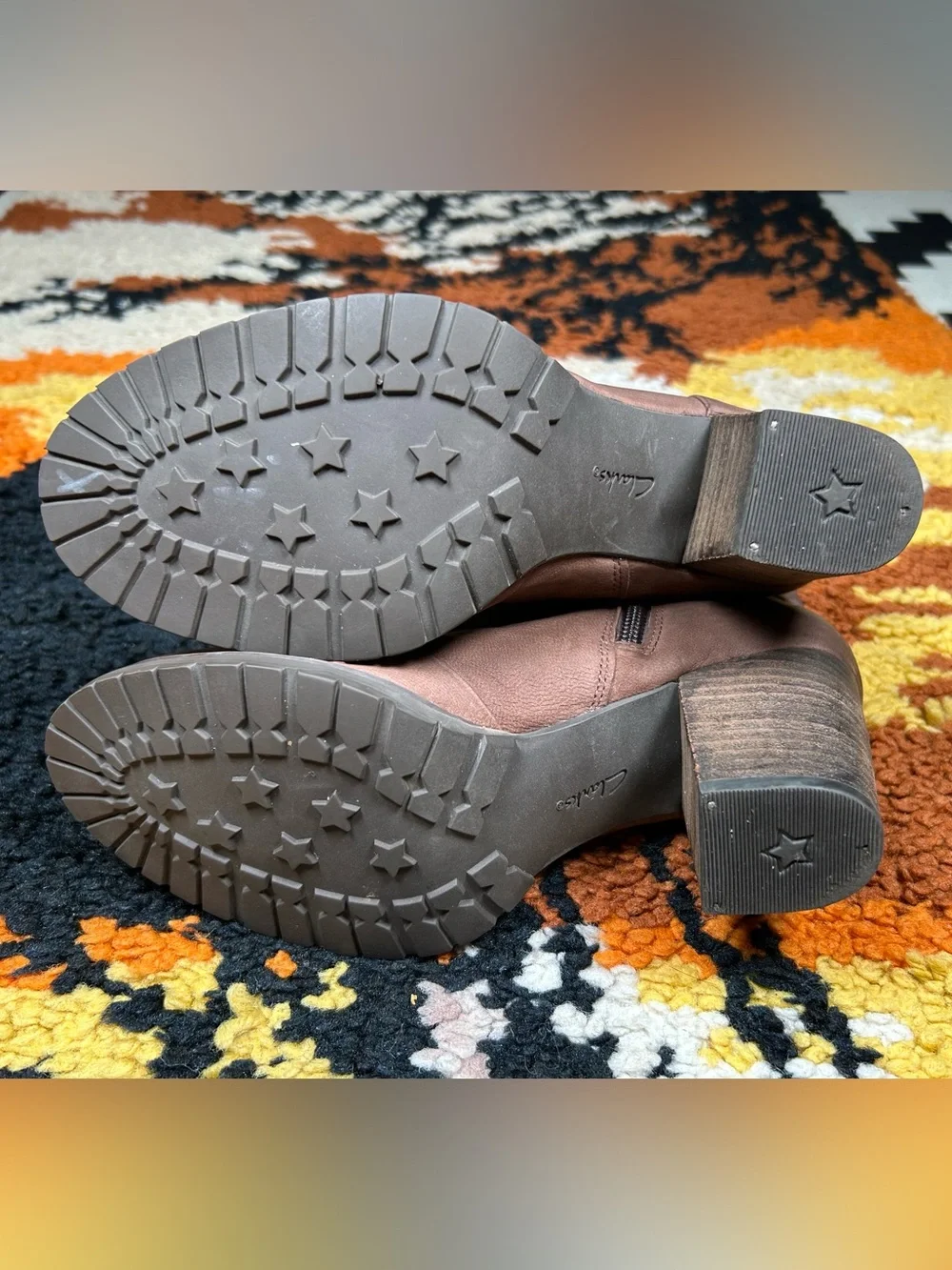 Comfy Cool, CLARKS, Mission Zelle heeled ankle boots!!